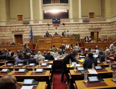 Οι μετακινήσεις βουλευτών το 2018 και τα «καυτά» ονόματα της νέας «μεταγραφικής περιόδου»